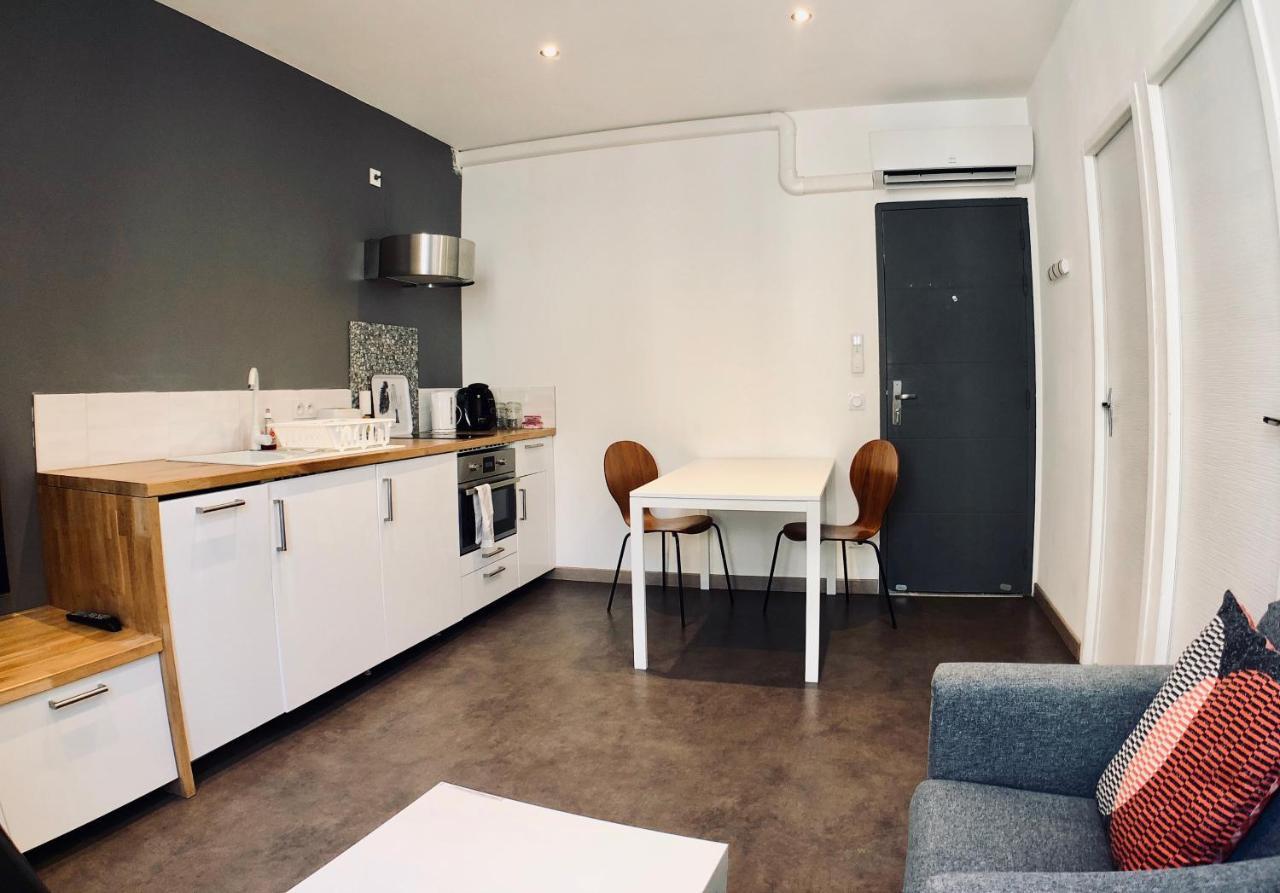 Appartements Entre Provence Et Camargue Tarascon Exteriör bild